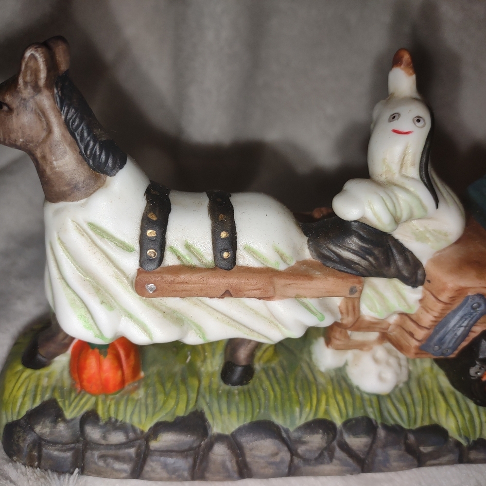 Halloween Spooky Hollow Porcelain Horse Carriage Ghost Pumpkin Witch - Picture 4 of 8